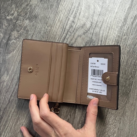 Coach Tan Signature Wallet - Picture 2 of 7